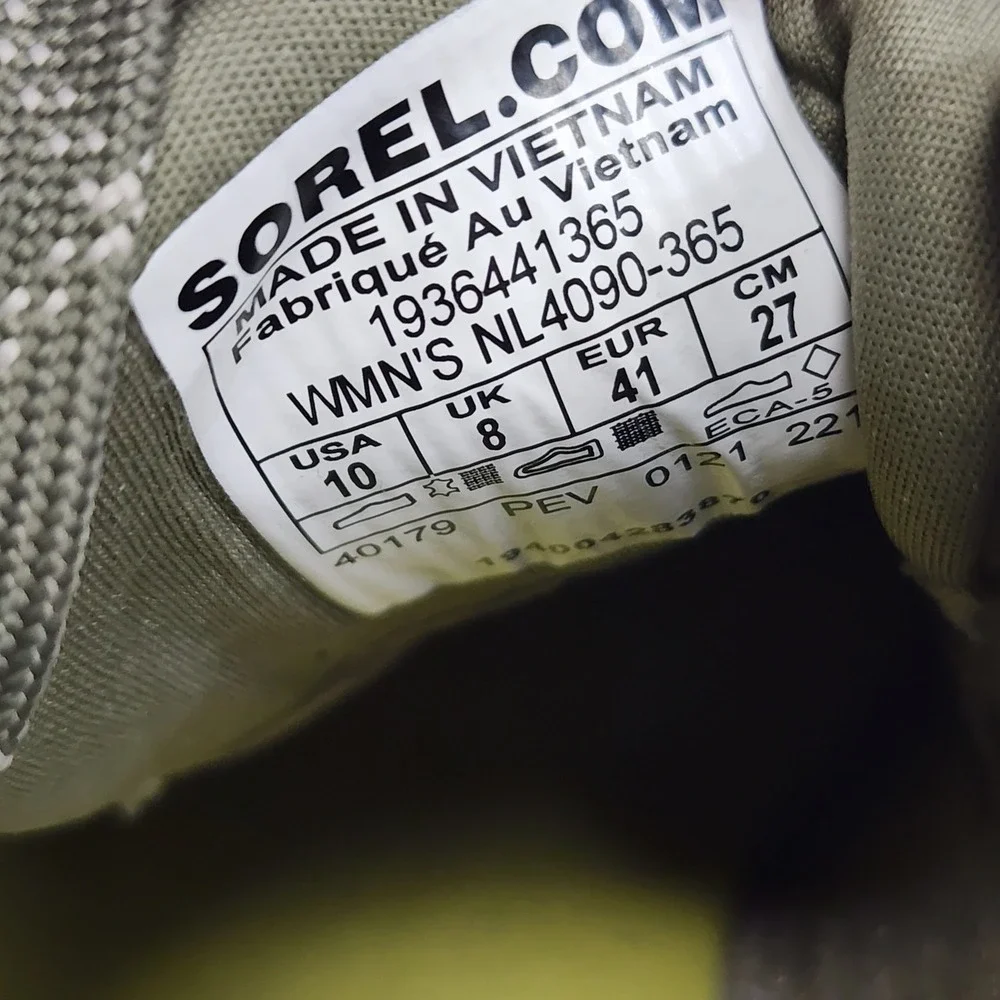 Sorel Out 'N About III Low NL4090-365 Womens 10 Sneakers Green Waterproof Shoes